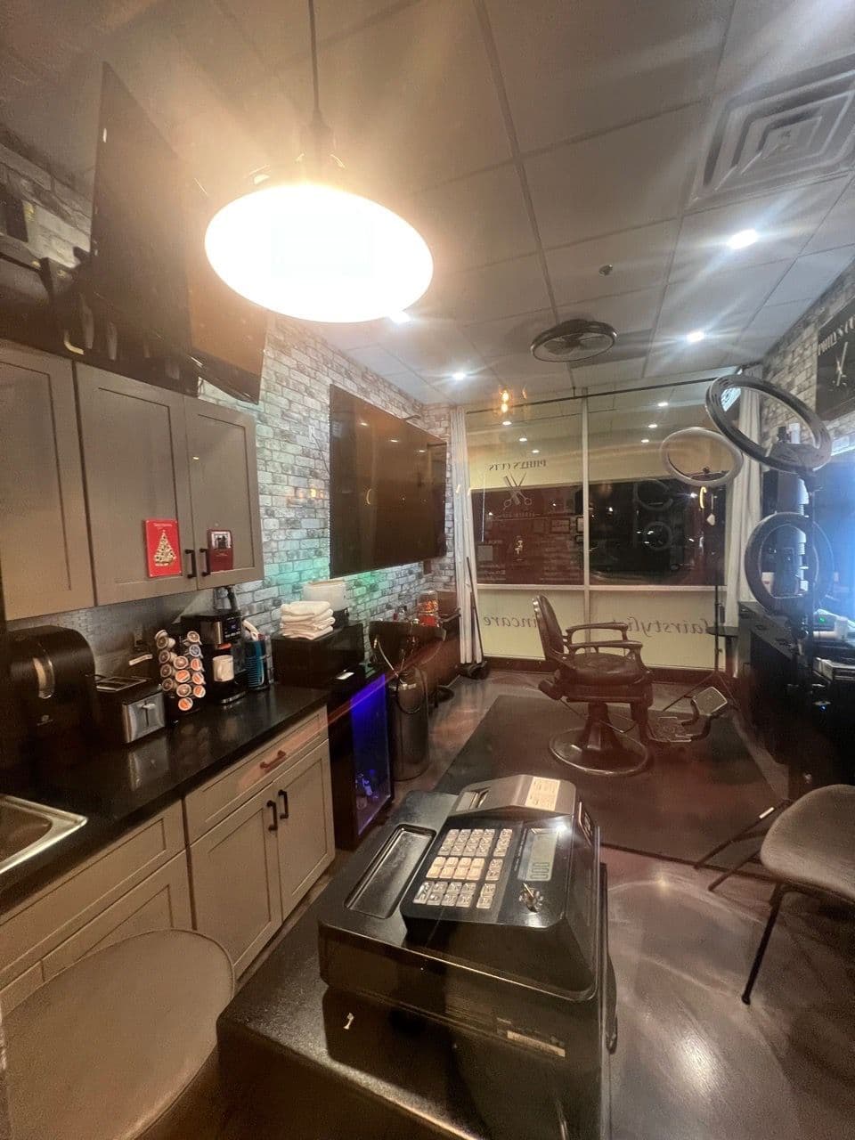 Sleek and Pristine Barbershop Maintenance