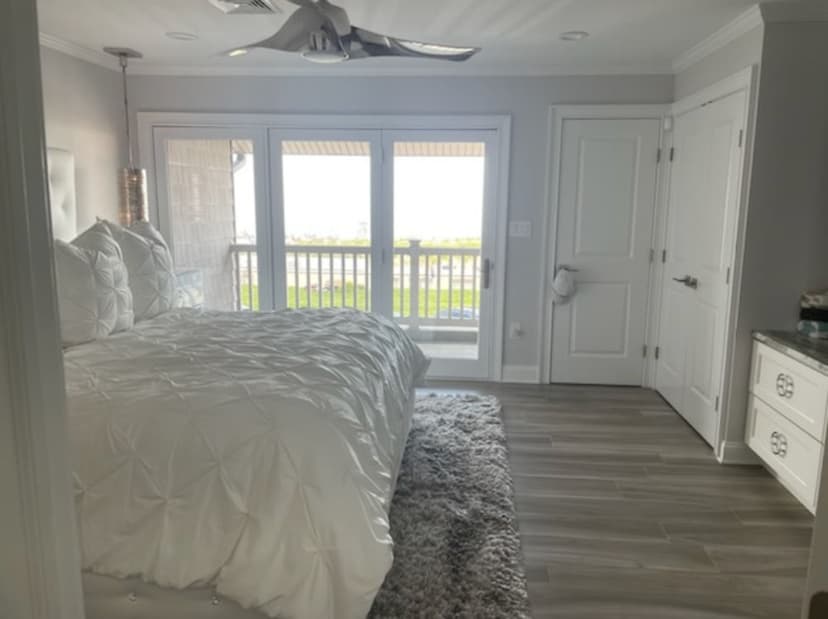 Top-Rated Cleaning Service's image